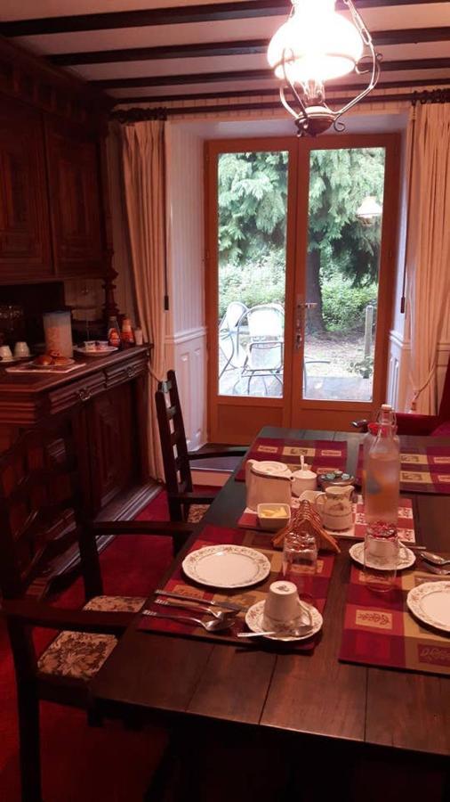 Bed and Breakfast La Meslaie Le Teilleul Exterior foto