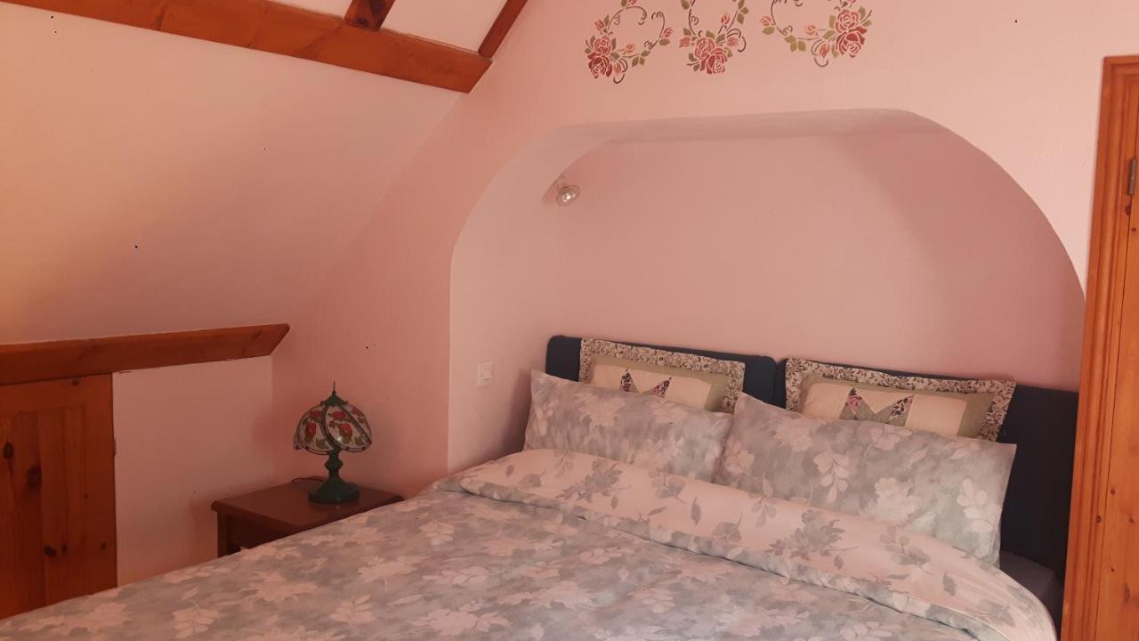 Bed and Breakfast La Meslaie Le Teilleul Exterior foto